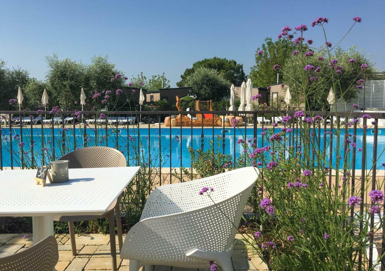 Vacanze Glamping Boutique San Felice del Benaco Exterior foto