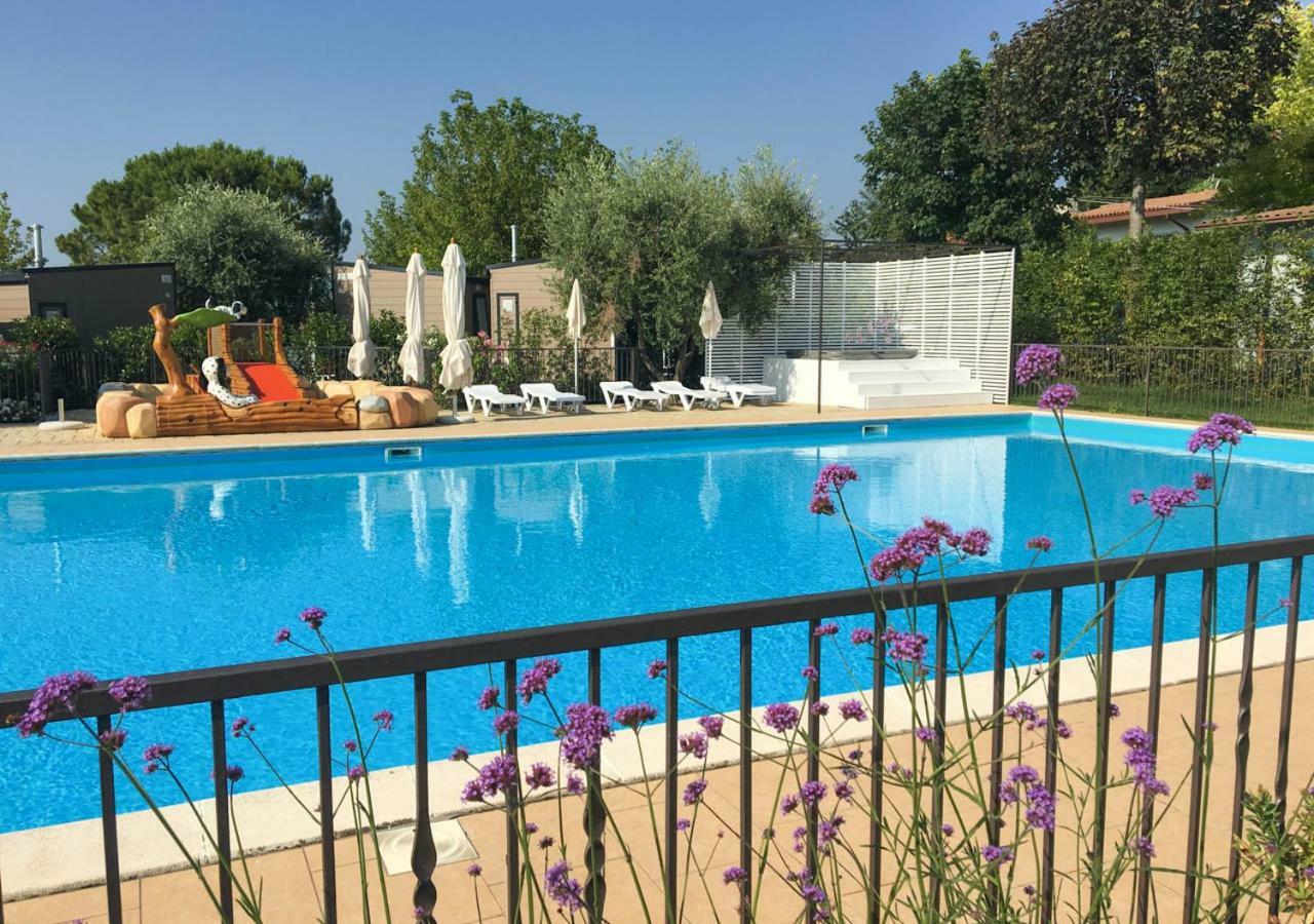 Vacanze Glamping Boutique San Felice del Benaco Exterior foto
