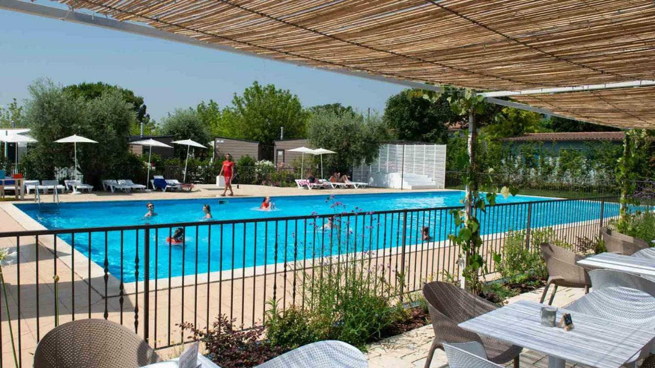 Vacanze Glamping Boutique San Felice del Benaco Exterior foto